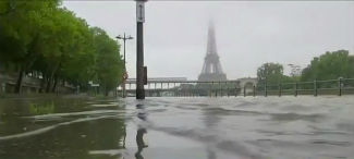 The River Seine overflowning its banks