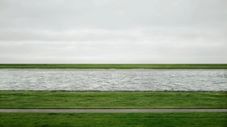 Andreas Gursky, Rhine II, 1999/2015. © Andreas Gursky/DACS, 2017. Image: Courtesy Sprüth Magers, Los Angeles, London, and Berlin