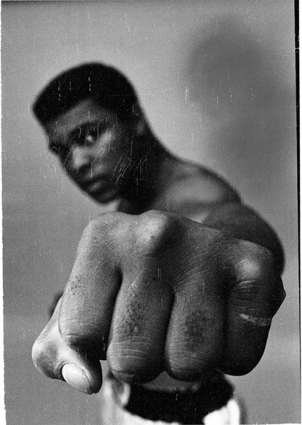 Thomas Hoepker, Ali Left Fist, London, 1966
