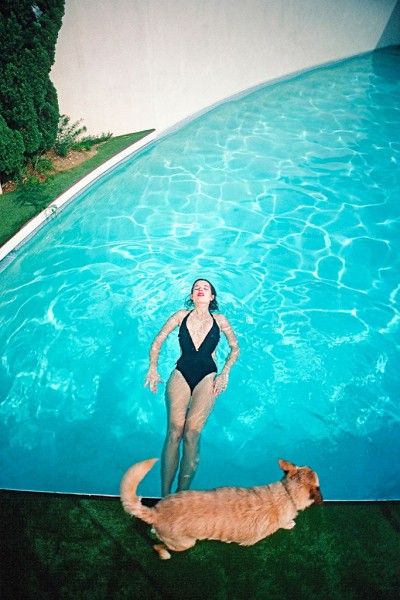 Willy Spiller, Cindy in the Pool, Los Angeles, 1981